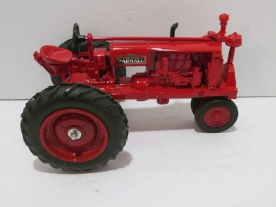 Tractor ERTL edición especial Farmall F-20 rojo mayo 1987 Foto 1 de 4
