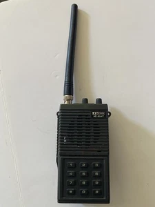 Icom IC-2AT 144MHz FM Transceiver Radio with Belt Clip, FREE Shipping - Zdjęcie 1 z 7
