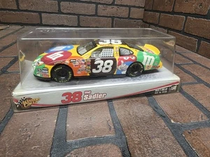 Winner's Circle Elliott Sadler #38 Die-cast M&M's 2004 1:24 Car - Picture 1 of 4