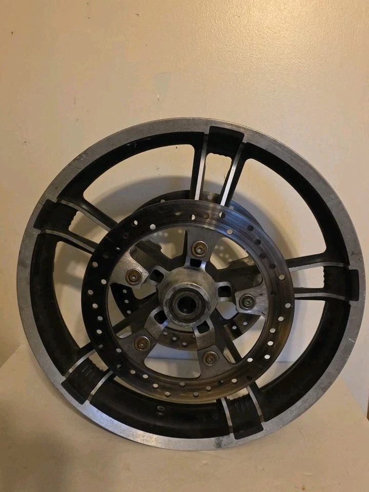 ПЕРЕДНИЙ ОБОД HARLEY DAVIDSON E19 X 3,5 MT, 2 РОТОРА (см. фото) - Изображение 1 из 4