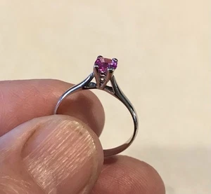 Natural Ruby White Gold Ring - Picture 1 of 7