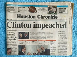 Clinton Impeached Houston Chronicle 20 de diciembre de 1998 sección A - Imagen 1 de 2