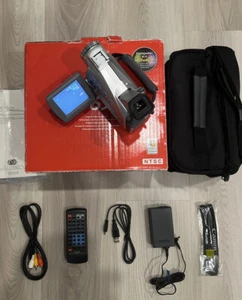 CANON NTSC ZR65 MC Digital Video Camcorder Handicam Handheld Camera FOR PARTS - Picture 1 of 9