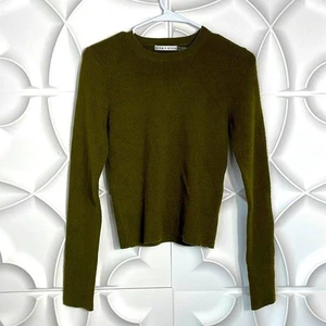 Alice + Olivia sweater size L SS - Picture 1 of 7