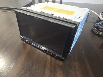 Pioneer AVH-W4500NEX Double DIN 7-inch Touchscreen In-Dash Car Stereo Radio - Image 1 of 3