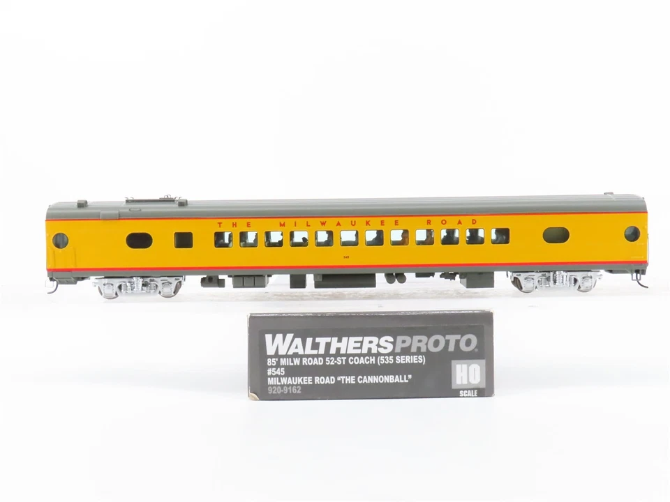 Coche de pasajeros HO Walthers Proto 920-9162 MILW 85' 52 asientos #545 con luces  Foto 1 de 4