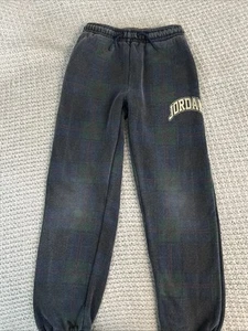 Jordan Boy's Sweatpants Medium Plaid Joggers Fleece Drawstring Pants - Picture 1 of 5