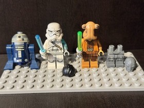 LEGO Star Wars 75051 Complete Minifigure set + Accessories & Jek-14 Hair