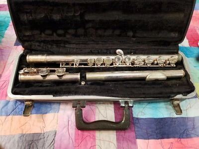  Selmer USA Bundy  Flute Nickel W/ Case - Image 1 of 2