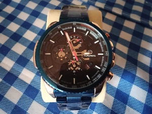 Armbanduhr mit Gliederarmband, Quarzuhr, blau metallic und schwarzes Zifferblatt - Bild 1 von 4