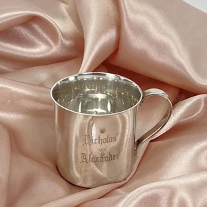 Taza de bebé de plata esterlina grabada "Nicholas Alexander" de Tiffany & Co Makers - Imagen 1 de 3
