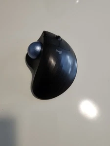 Logitech Ergo M575 Wireless Trackball Mouse. Includes Dongle. No Battery Cover - Picture 1 of 3