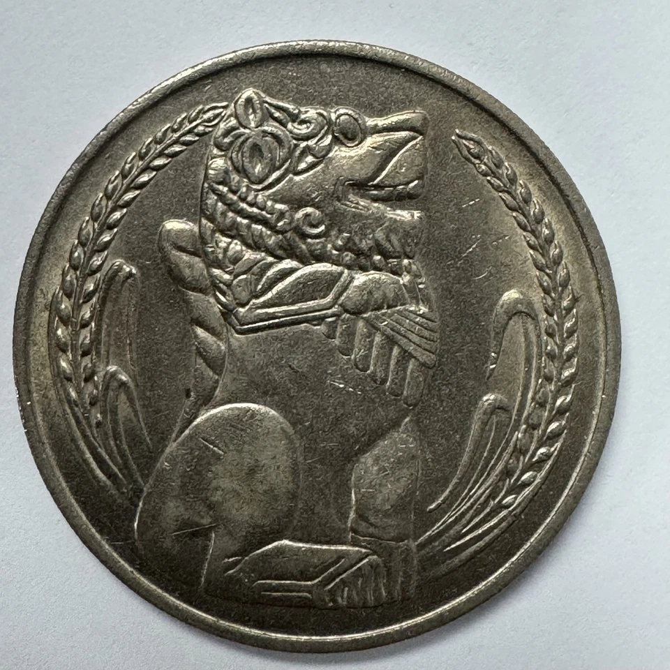 Moneda de 1 dólar Singapur 1967 Mythical Lion KM 6 tamaño grande Foto 1 de 4