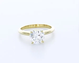 2.5CT Lab-Created Diamond D/VVS1 Round Cut 18K Gold Prong Classic Solitaire Ring - Picture 1 of 4