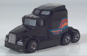 Hot Wheels 76 Kenworth Big Rig 3,25" modelo a escala diecast negro - Imagen 1 de 9