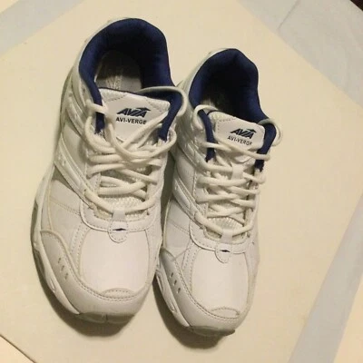 Avia Avi-Verge Women's Athletic Sneakers Shoes Size 8.5 White Blue Comfort - Image 1 of 4