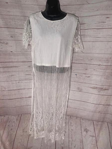 Charlotte Russe Women’s White 2-Piece Laced Short Sleeve Blouse Size L - Picture 1 of 4