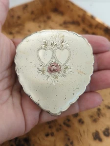 Antik Vintage Sterlingsilber verziert geätzt herzförmig graviert kompakt F158 - Bild 1 von 9