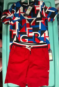 NEU BOY'S TOMMY HILFIGER ROT 2-TEILIGES SHORTS SET GRÖSSE 4 - Bild 1 von 4