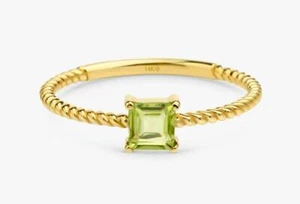 0.50 Ct Peridot Solitaire Ring 14K Solid Yellow Gold - Picture 1 of 4