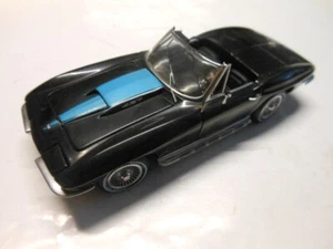 Chevrolet Corvette C2 Cabriolet in schwarz von Franklin Mint in 1:24 neu - Bild 1 von 8