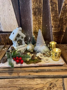 Beige-Gold Adventskranz auf Holztablett mit Wichtel, Windlicht, Teelicht LED - Bild 1 von 5