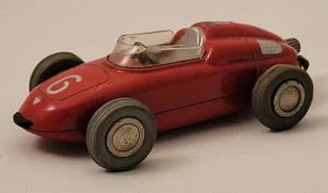 Auto d'epoca Schuco Micro Racer 1037 Porsche rossa Windup - senza chiave - Foto 1 di 12
