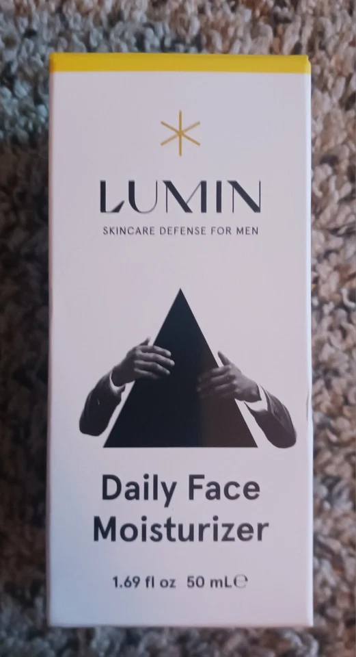 Crema hidratante facial diaria para el cuidado de la piel Lumin para hombre 1,69 oz 50 ml nueva sellada Foto 1 de 1