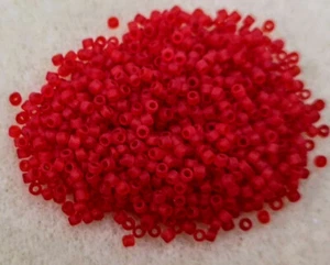 Matsuno size 15/0 Beads - Colour 8MA - Scarlet Frost - Frosted Transparent - Picture 1 of 5