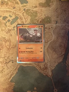 Reshiram - 017/094 - Holo Rare - Pokemon Phantasmal Flames - Bild 1 von 2