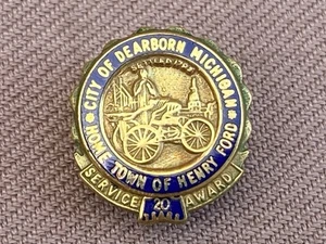 VTG City Of Dearborn Michigan Home Town of Henry Ford Lapel Pin Gold Filled Nice - Picture 1 of 8