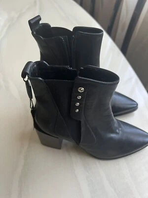 Laura Bellariva Women Black Ankle Boots EUR 37 - Image 1 of 4