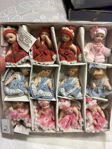 12 Dollhouse Tiny Tots Show Stoppers Porcelain 2 1/4" DOLLS NIB R590, SET 2of 4 - Picture 1 of 9