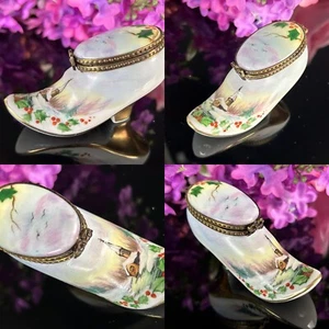Limoges France Porcelain Box - Shoe, Winter Landscape Christmas Theme Paint Main - Picture 1 of 17