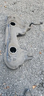 04-06 BMW 325Ci 330CI M54 M3 E46 CONJUNTO DE TANQUE DE GASOLINA COMBUSTÍVEL FABRICANTE DE EQUIPAMENTO ORIGINAL 16116766940 - Imagem 1 de 4