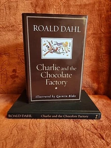 Roald Dahl's Charlie and the Chocolate Factory. Revused ED. HC/ DJ - Imagen 1 de 9