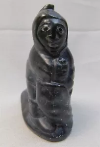 Estatua de arte esquimal nativo tallada en piedra de jabón de colección 4,5" de alto - Imagen 1 de 7