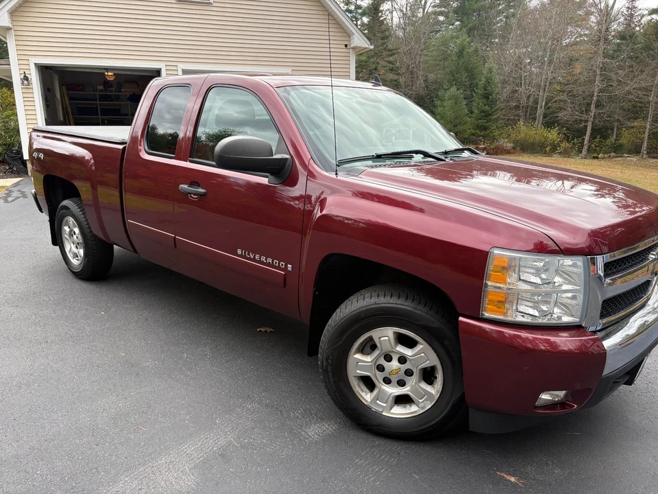 2008 Chevrolet Silverado 1500 K1500 - Image 1 of 4