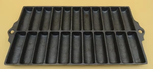 Vintage Cast Iron Corn Bread Pone Pan 22 Slot Stick Roll Cornbread Lady Fingers - Picture 1 of 10