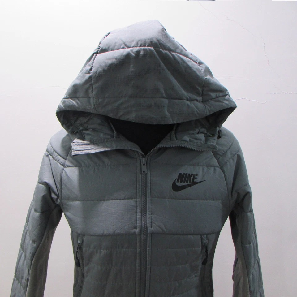 Nike Men's Jacket Chest 34/36 UK S REF (M15414) - Image 1 of 4