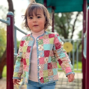 Tic Tac Toe child's patchwork jacket size 3-8 Melly & Me paper pattern - Bild 1 von 3