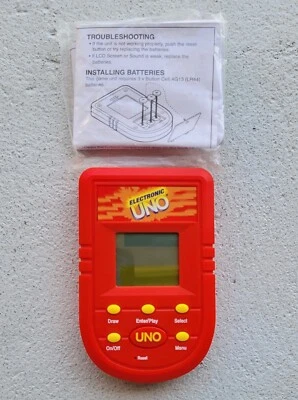 Juego portátil Electronic Uno Mattel 2002 usado, probado.  Foto 1 de 4