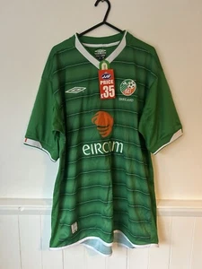 REPUBLIC OF IRELAND 2003/2004 HOME FOOTBALL SHIRT UMBRO LARGE BRAND NEW - Picture 1 of 12