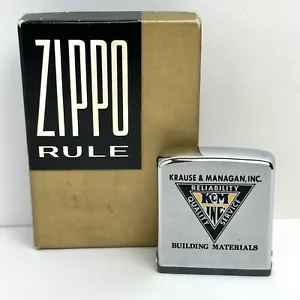 Vintage Krause & Managan Inc Baustoffe Zippo Zollstock Maßband Logo USA 50er - Bild 1 von 9