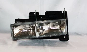 Conjunto de faros izquierdo para Chevrolet C2500 Suburban 1992-1999 TYC 1992 1993 Foto 1 de 2