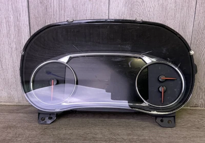 # 2017-2018-2019-2020 GMC ACADIA INSTRUMENT CLUSTER SPEEDOMETER OEM 876869500 - Image 1 of 4