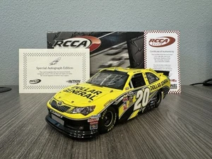 PORTA# 2012 Joey Logano #20 Dollari Generale Autografato Elite 1:24 Azione Nuovo con scatola - Foto 1 di 14