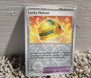 Elmetto Fortunato 158/167 Pokemon Maschera Crepuscolare SV06 Reverse Holo Non Comune quasi nuovo - Foto 1 di 2