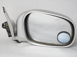 2004 - 2005 Suzuki Grand Vitara Power Mirror Side View Door Right Passenger - Picture 1 of 11
