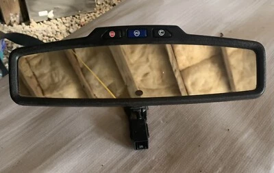 Espejo retrovisor Chevrolet Silverado 3500hd 2017 Foto 1 de 4